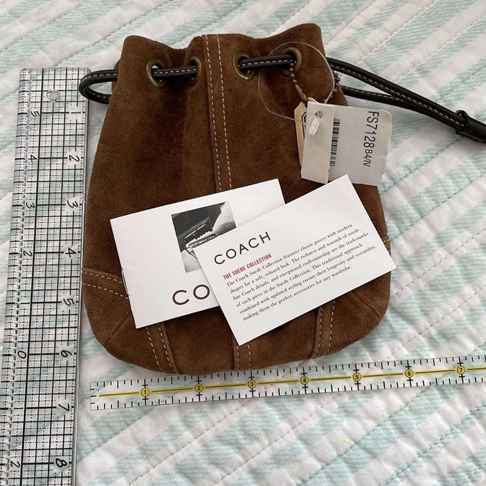 Coach drawstring suede wristley - Picture 8 of 11